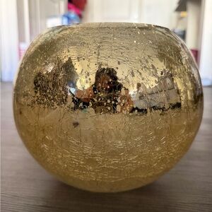 Elegant Gold Crackle Glass Vase